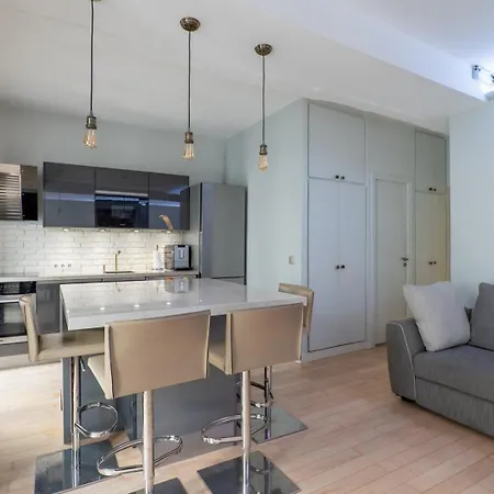 Calm Modern 1br, Premium Comfort In باريس