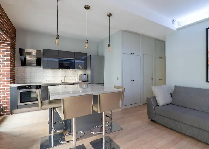 Calm Modern 1br, Premium Comfort In פריז